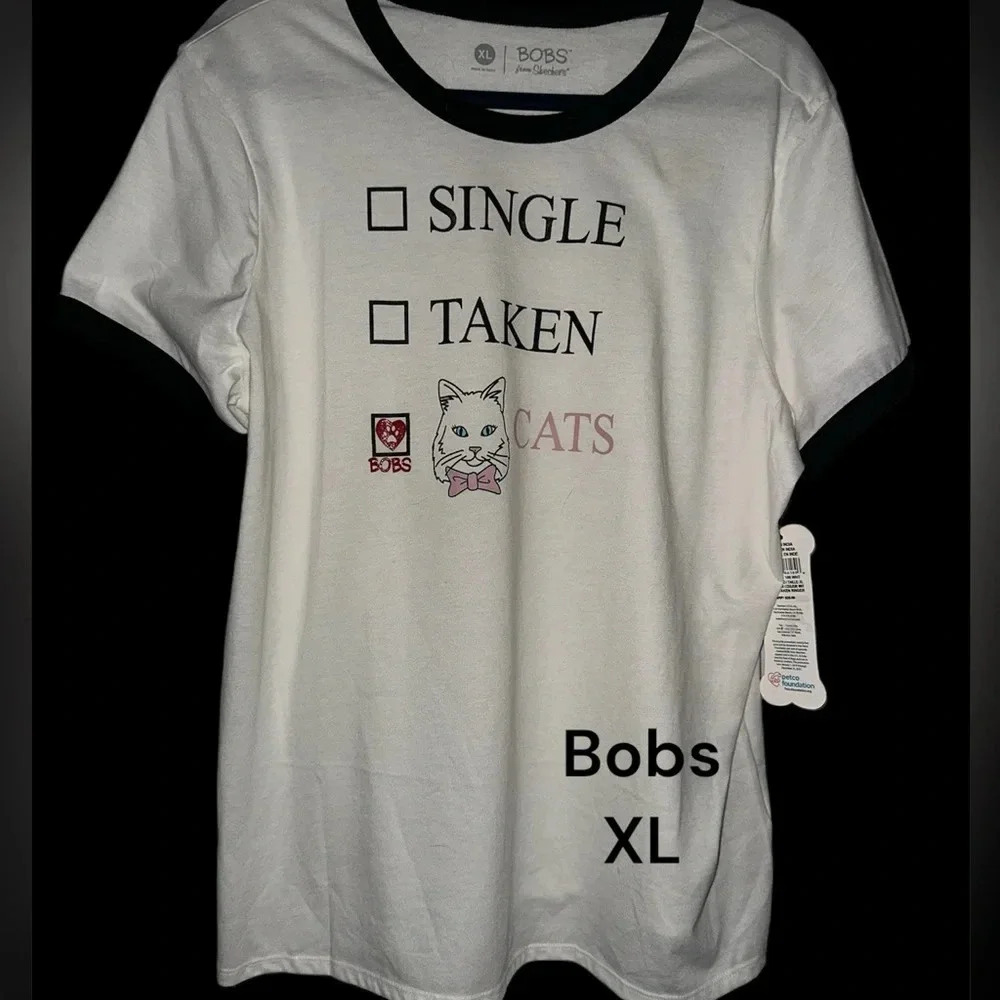 NWT White Bobs Cat T-shirt